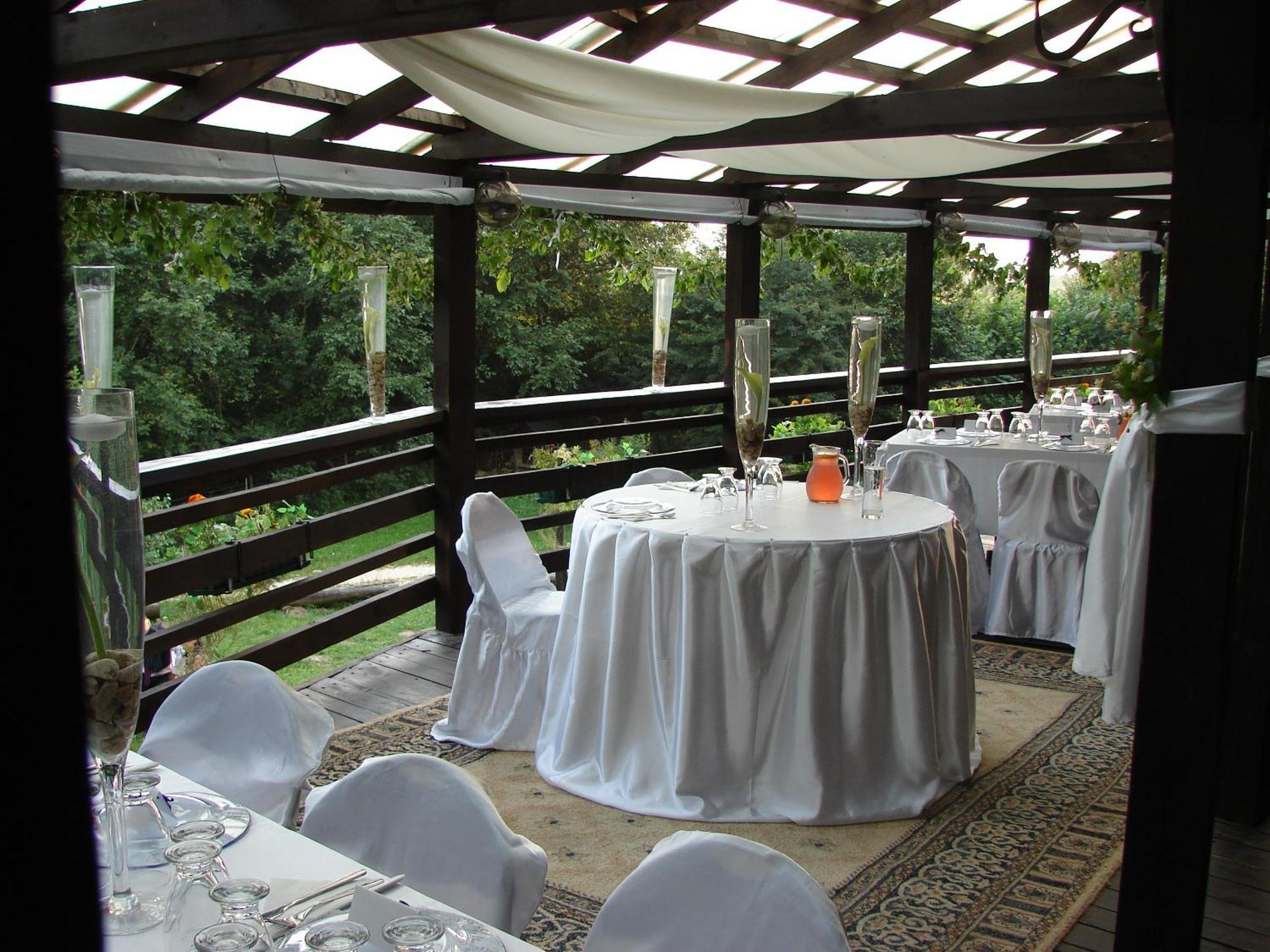 Cabana La Noi Hotel Rîşnov Ngoại thất bức ảnh